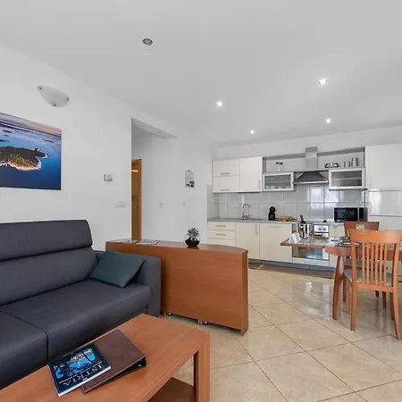 Апартаменти Summer House Пула