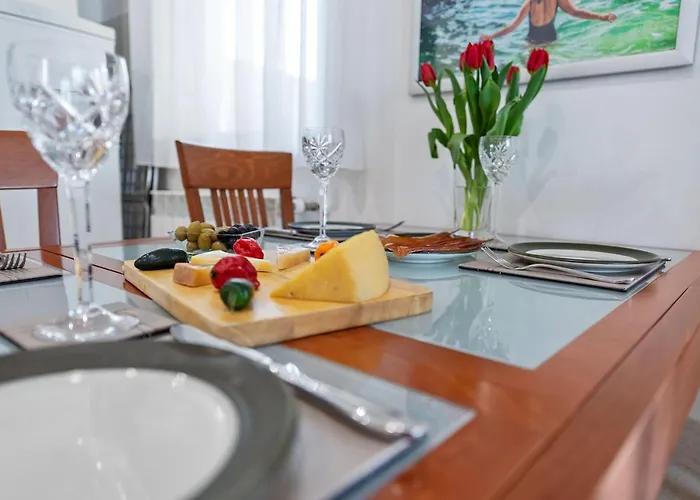 Summer House Apartment Pula